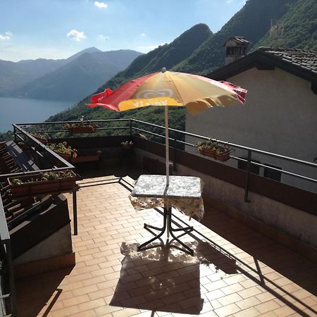Casa Vacanze 'La Piazza' Villa Zone Exterior photo