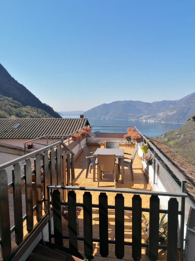 Casa Vacanze 'La Piazza' Villa Zone Exterior photo
